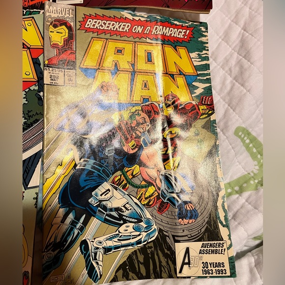 Vintage 1990’s Iron Man Comic Books (4) - Picture 2 of 5